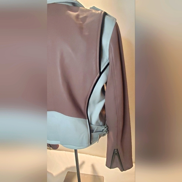🔥Host Pick🔥NWT IRO women -size 42-leather moto Jacket-colorblock - Picture 6 of 15